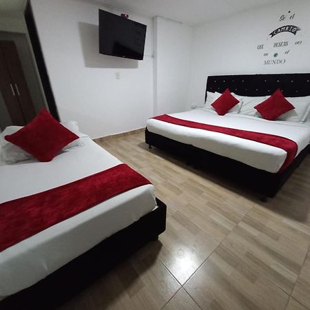 Aw Hotel American Travel Bogota Buitenkant foto
