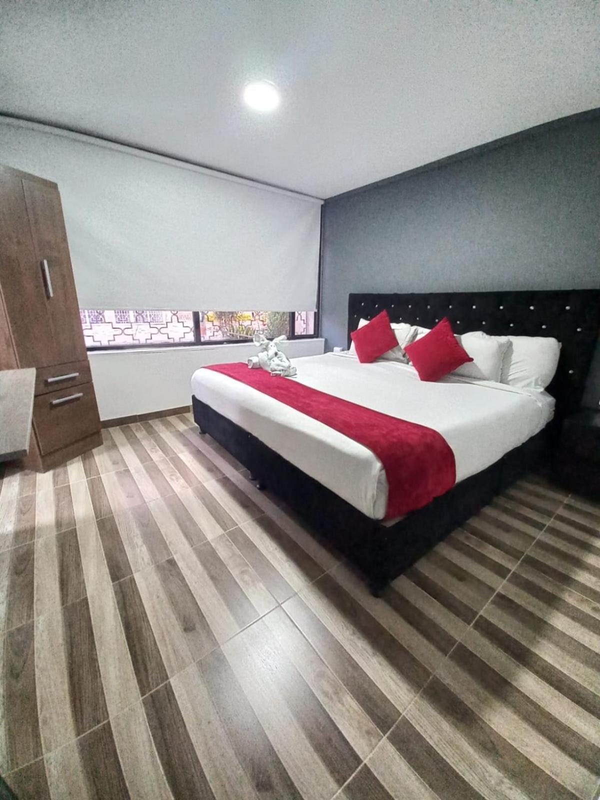 Aw Hotel American Travel Bogota Buitenkant foto
